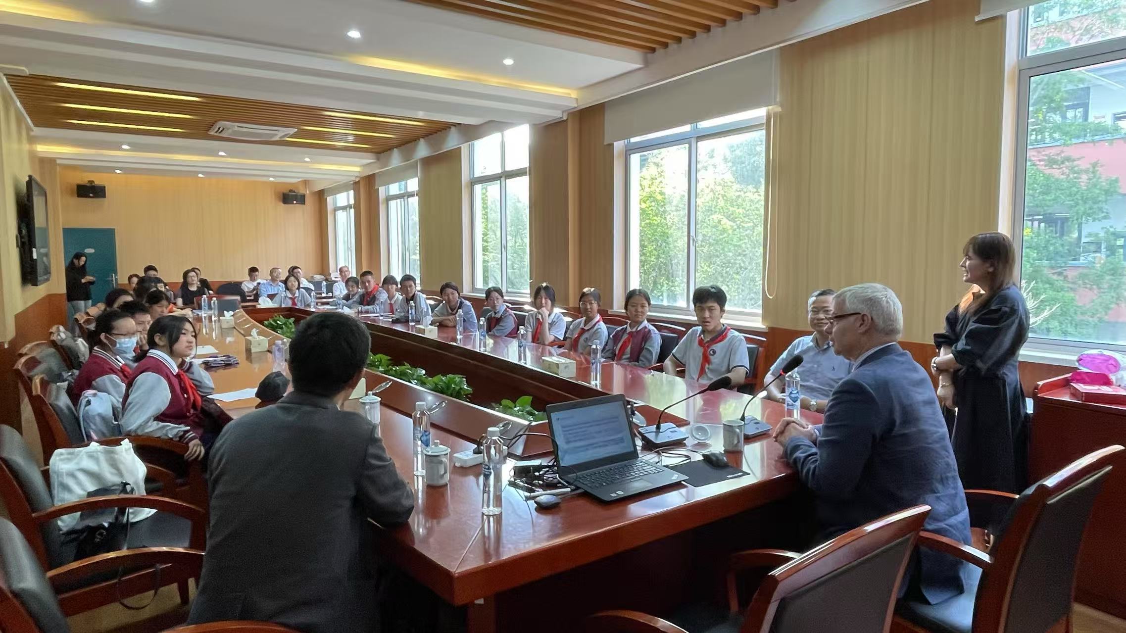 Sister-school relationship between UK and Chinese schools materialized
